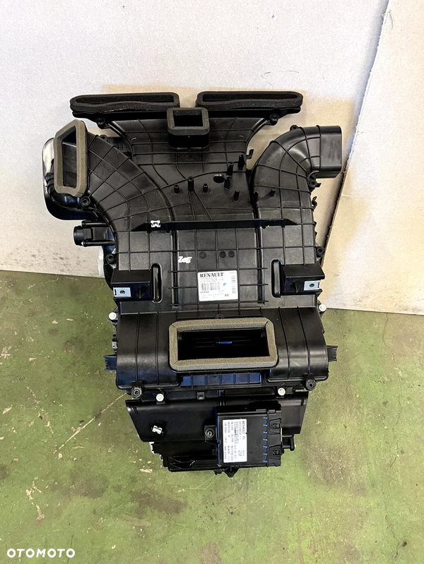 RENAULT ZOE I 12-19 NAGRZEWNICA KOMPLETNA STEROWNIK 272702761R 285252832R EUROPA