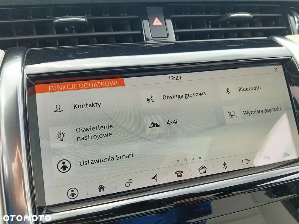 Land Rover Discovery Sport P300e R-Dynamic - 27