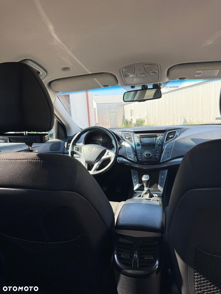 Hyundai i40 1.7 CRDi Comfort + - 10