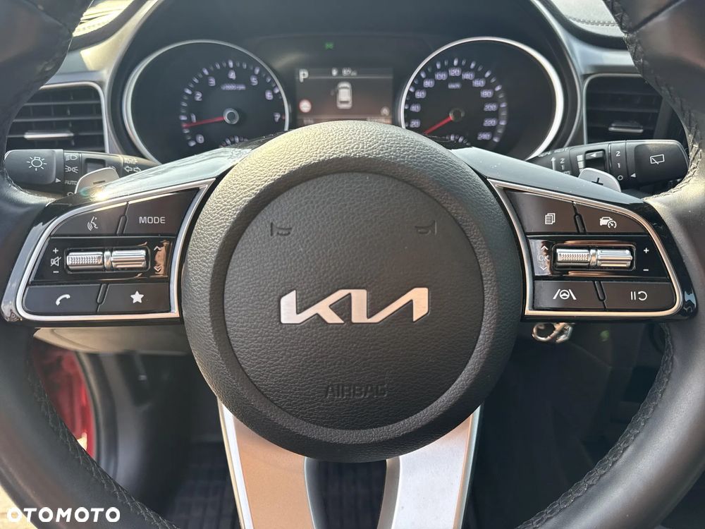Kia Ceed 1.5 T-GDI M DCT - 22