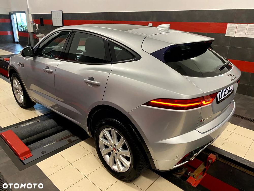 Jaguar E-Pace D150 AWD R-Dynamic HSE - 13