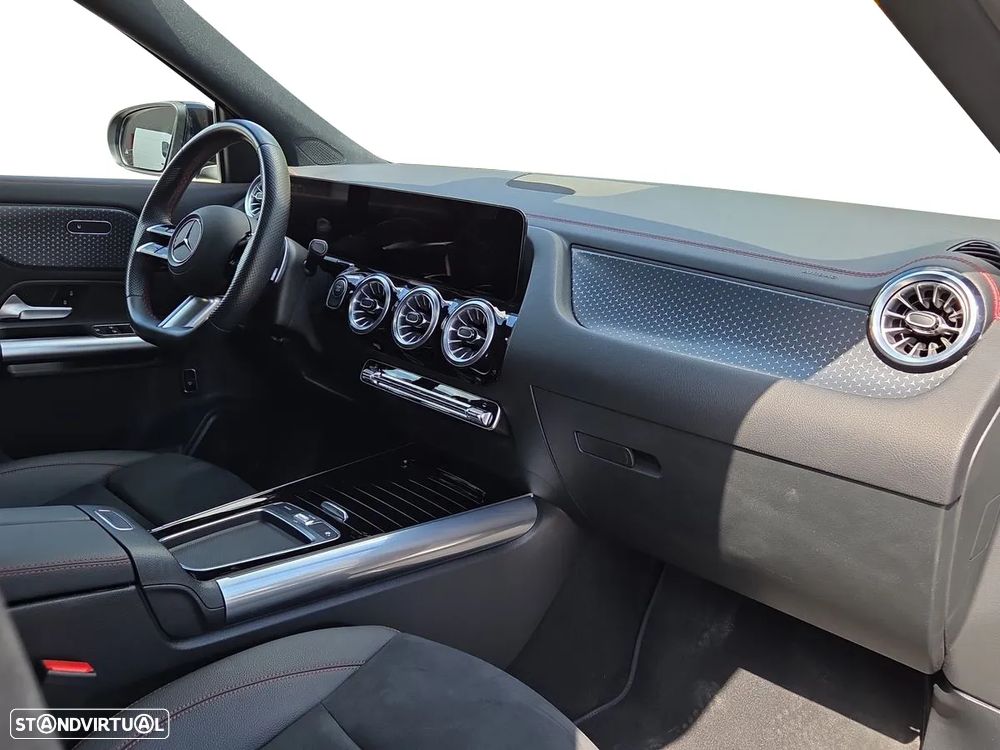 Mercedes-Benz EQA 250+ AMG Line - 14