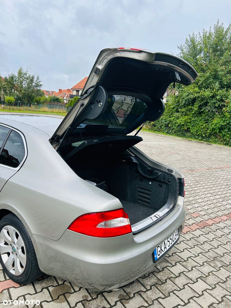 Skoda Superb 1.8 TSI Elegance - 9