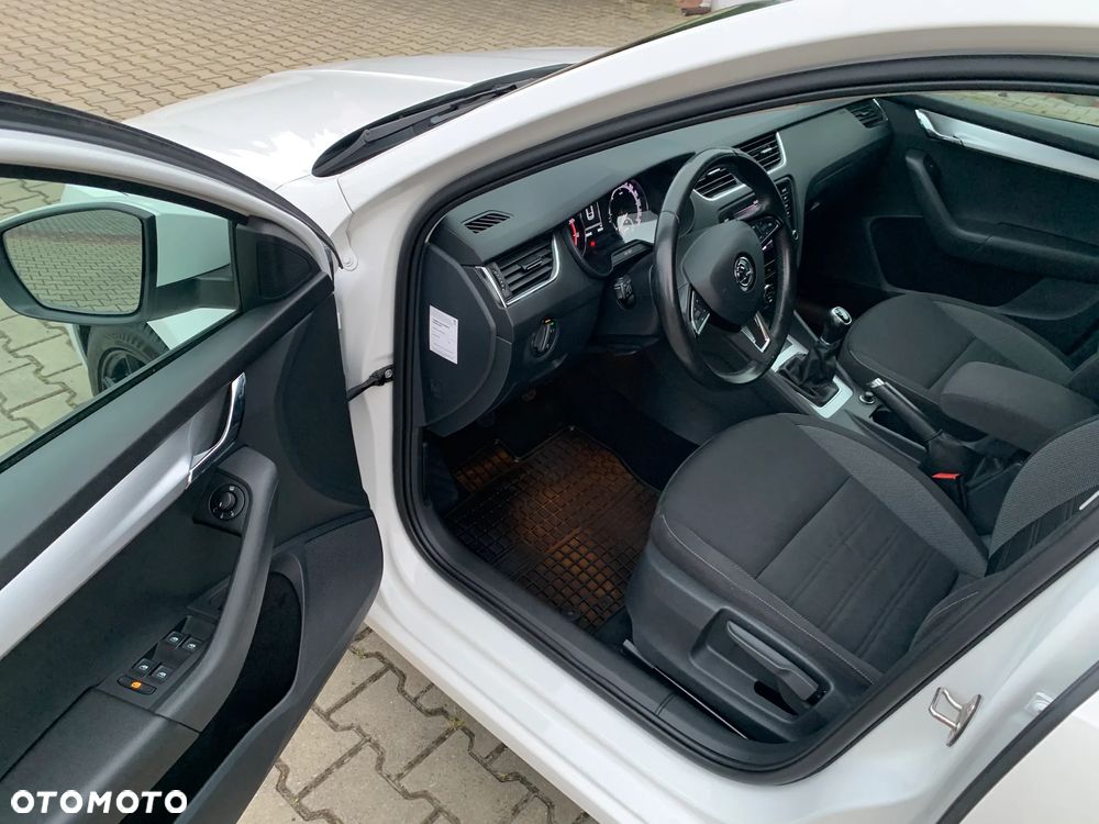 Skoda Octavia 1.5 TSI GPF ACT Ambition - 11