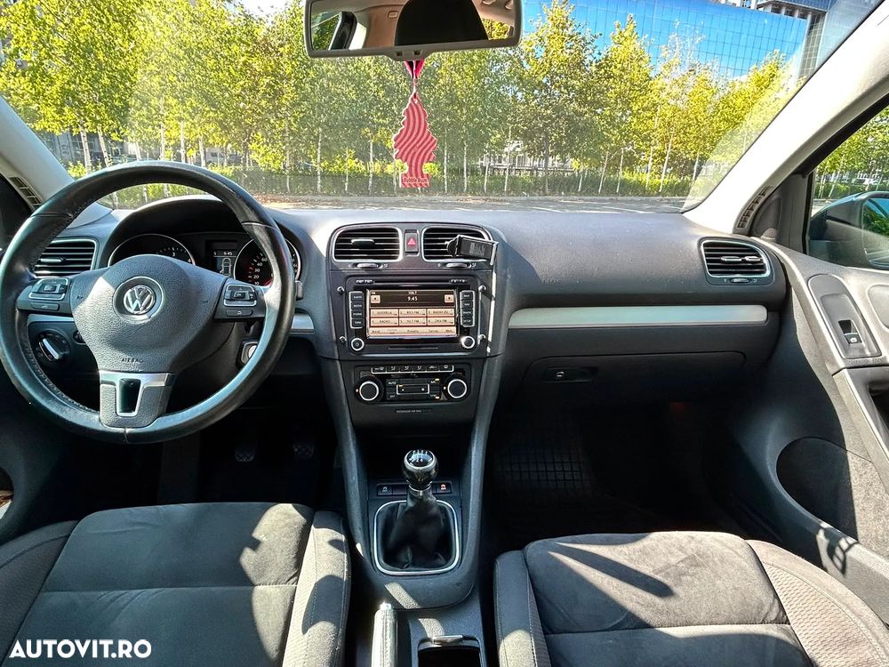 Volkswagen Golf 1.6 TDI DPF BlueMotion Technology Style - 9