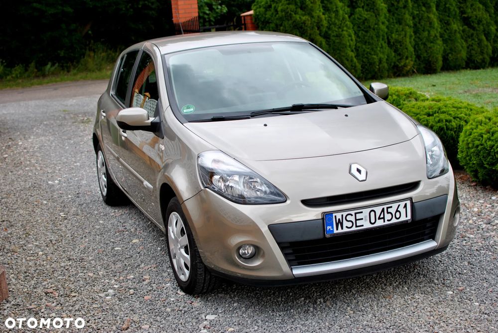 Renault Clio 1.2 16V Limited EU6 - 6