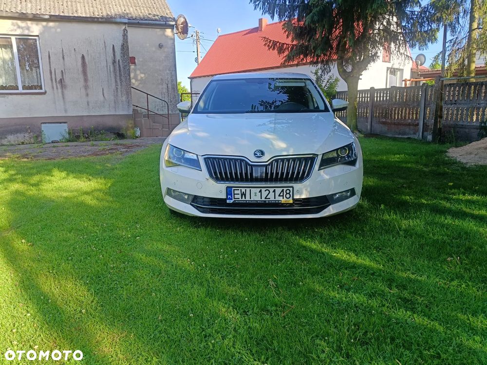 Skoda Superb - 1