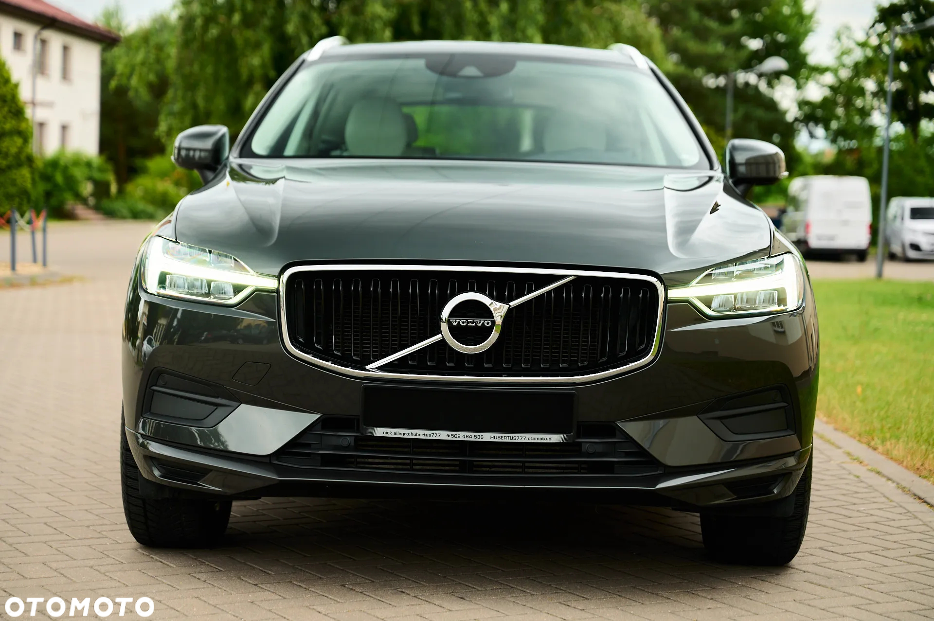Volvo XC 60 T4 Momentum Pro - 12