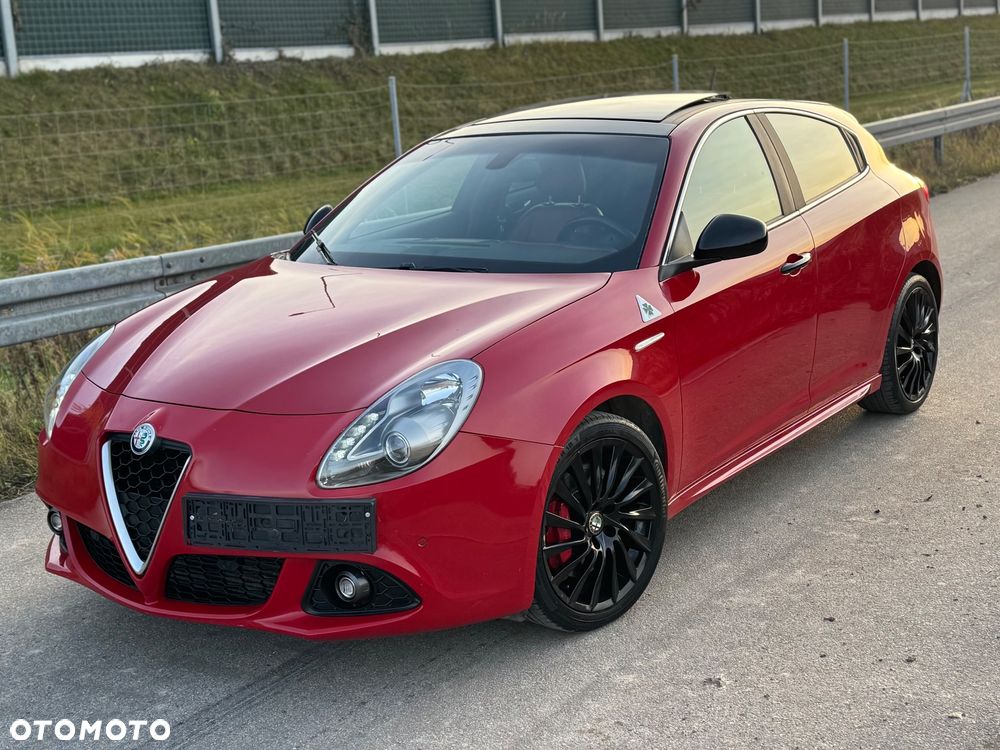Alfa Romeo Giulietta 1750 TBi QV TCT - 9