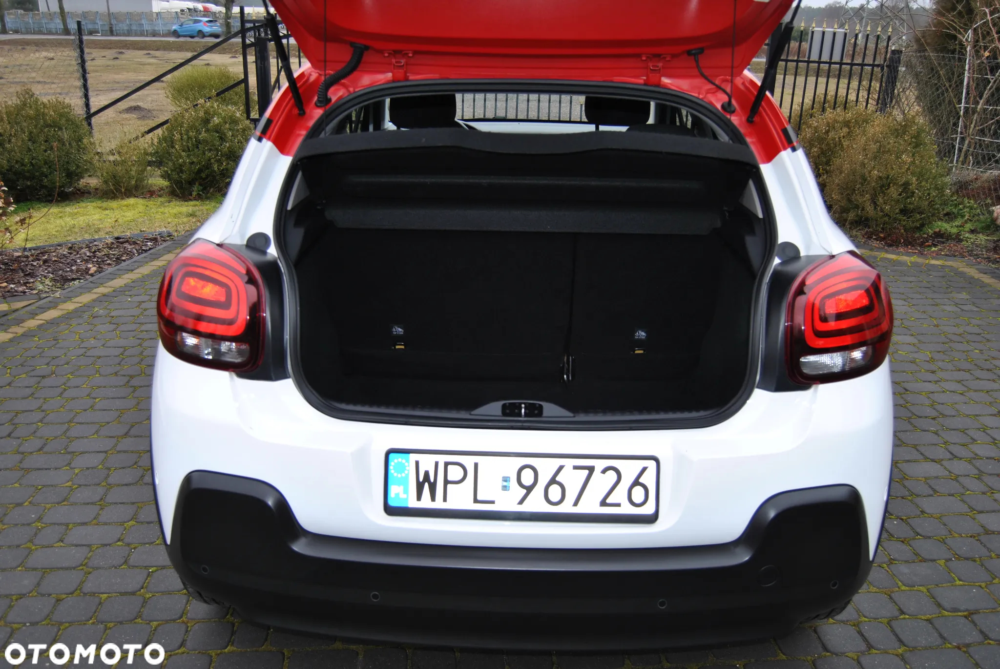 Citroën C3 Pure Tech 110 S&S SHINE - 17