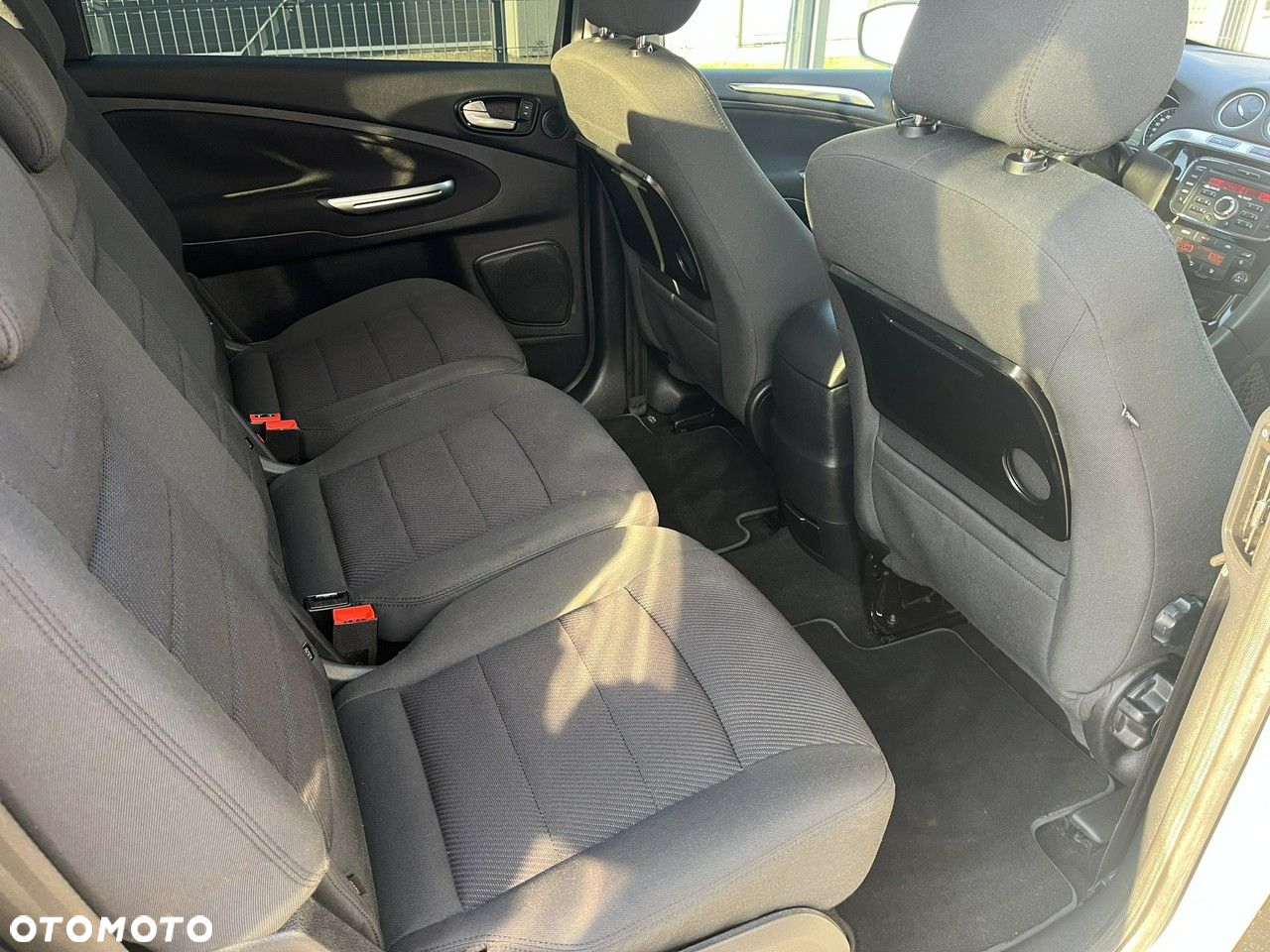 Ford Galaxy - 6