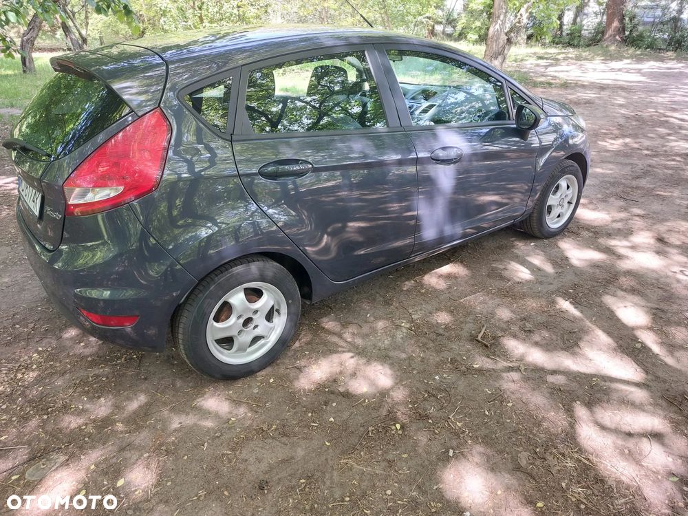 Ford Fiesta - 4