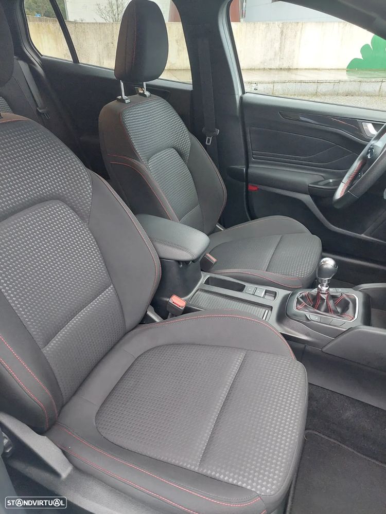 Ford Focus SW 1.0 EcoBoost MHEV ST-Line - 5