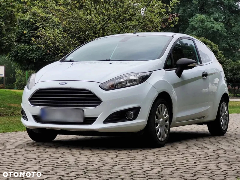 Ford Fiesta - 2