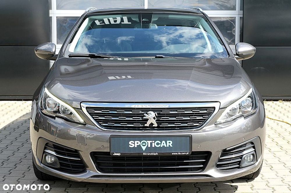 Peugeot 308 1.2 PureTech Allure S&S - 13