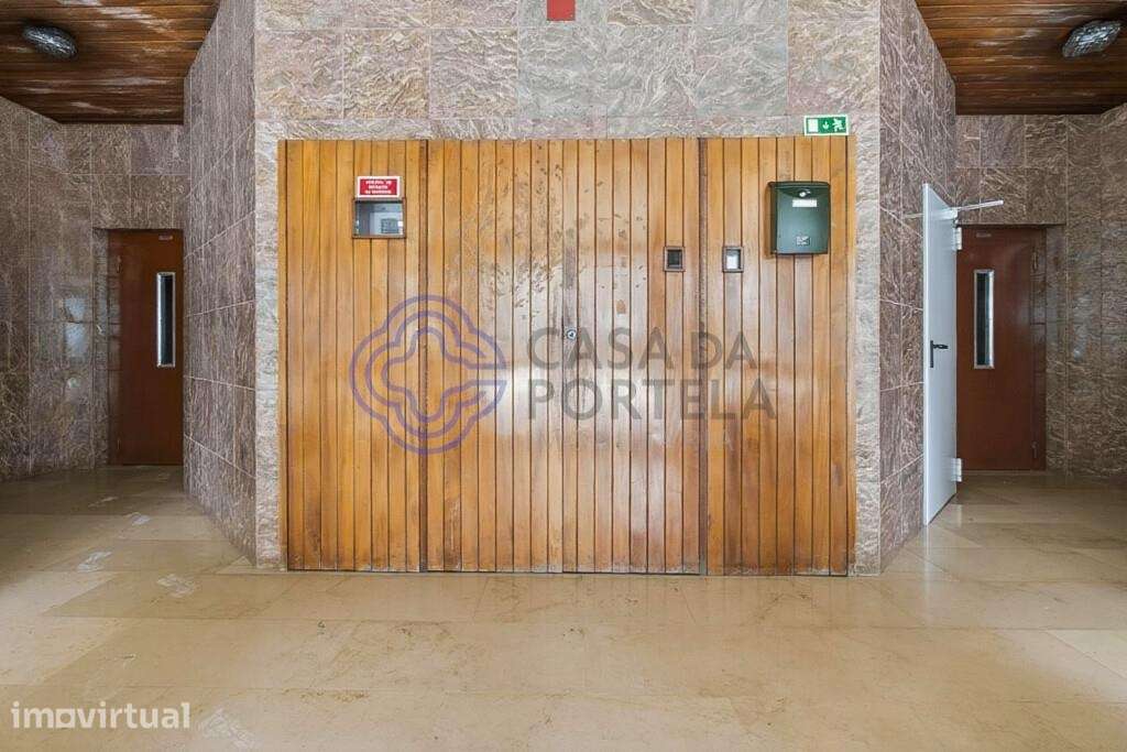 APARTAMENTO T4 | DULPEX | 3 TERRAÇOS | ULTIMO PISO | 2 LUGARES DE GARA - Grande imagem: 3/30