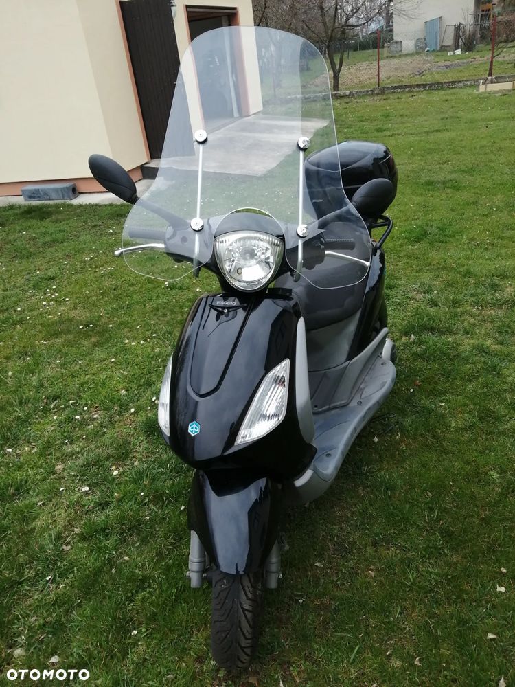 Piaggio FLY - 1
