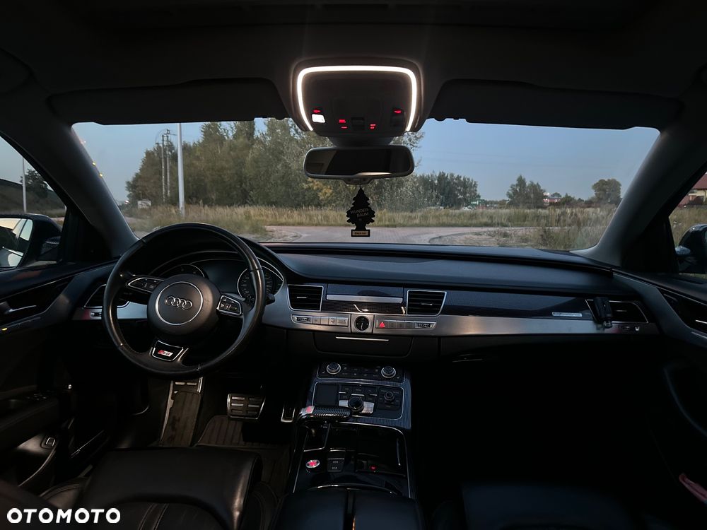 Audi A8 - 16