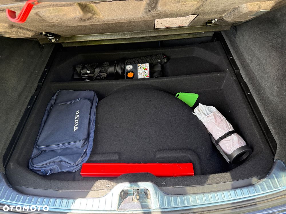 Volvo XC 60 D4 Drive-E Ocean Race - 15