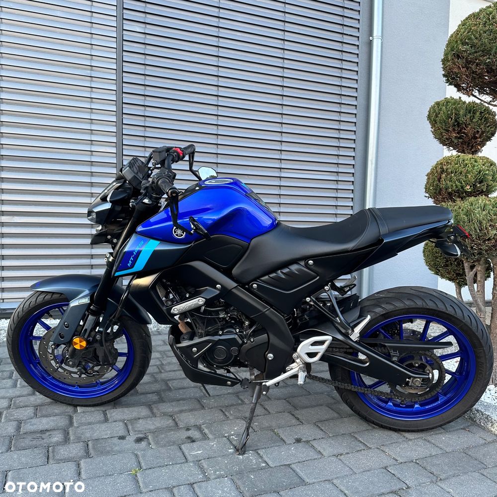 Yamaha MT - 8