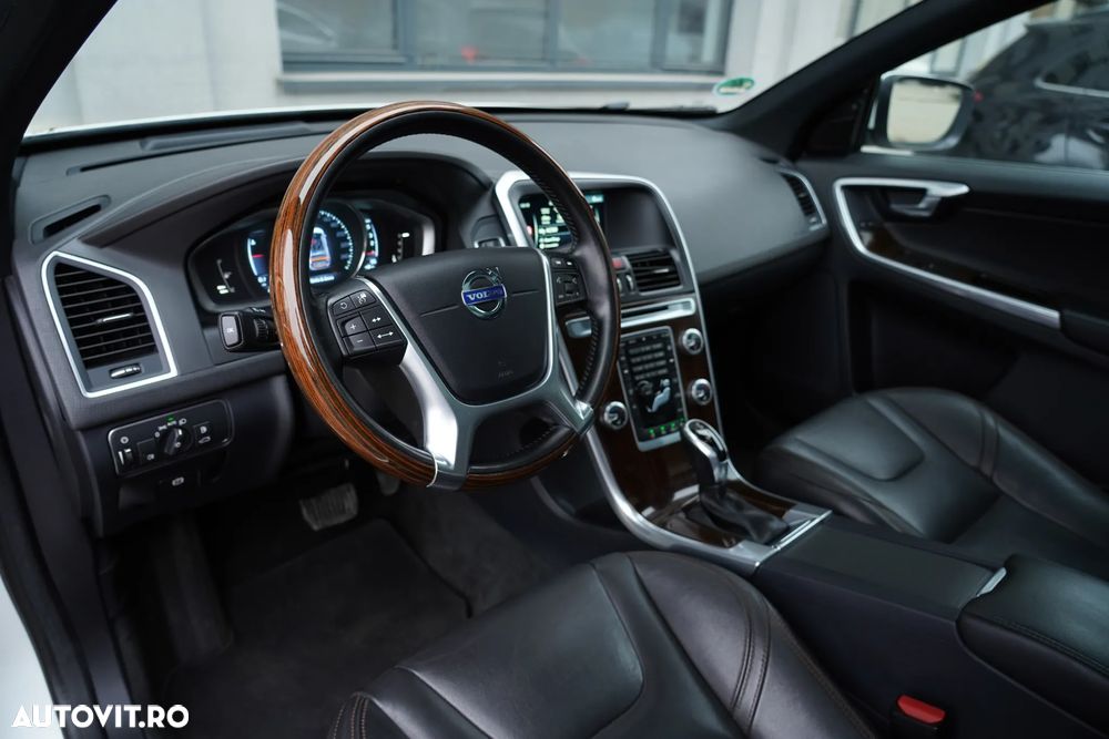 Volvo XC 60 D4 Geartronic Summum - 30