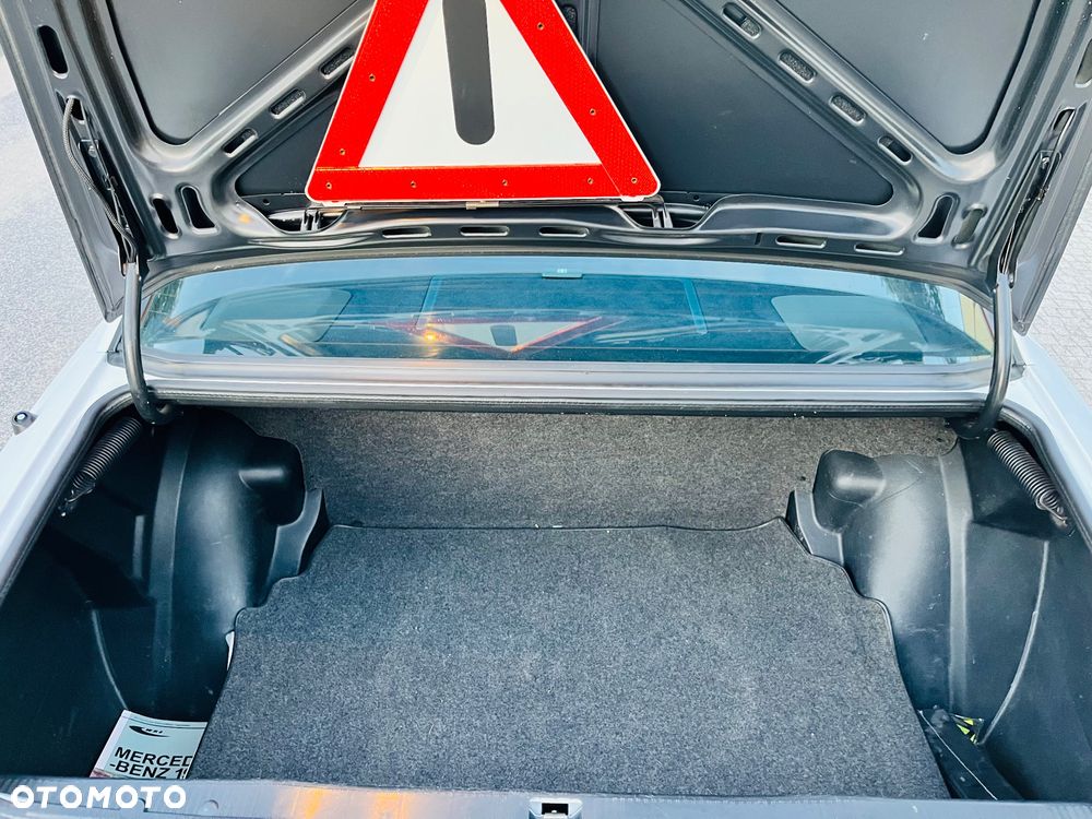 Mercedes-Benz W201 (190) - 9