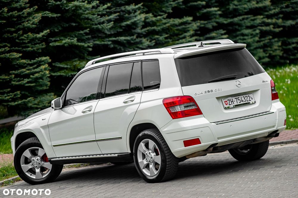 Mercedes-Benz GLK 250 CDI DPF 4Matic BlueEFFICIENCY 7G-TRONIC SPORT EDITION - 16