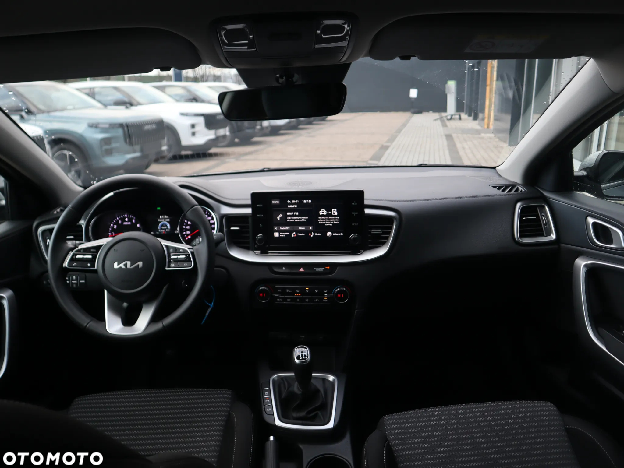 Kia Ceed 1.5 T-GDI M - 15