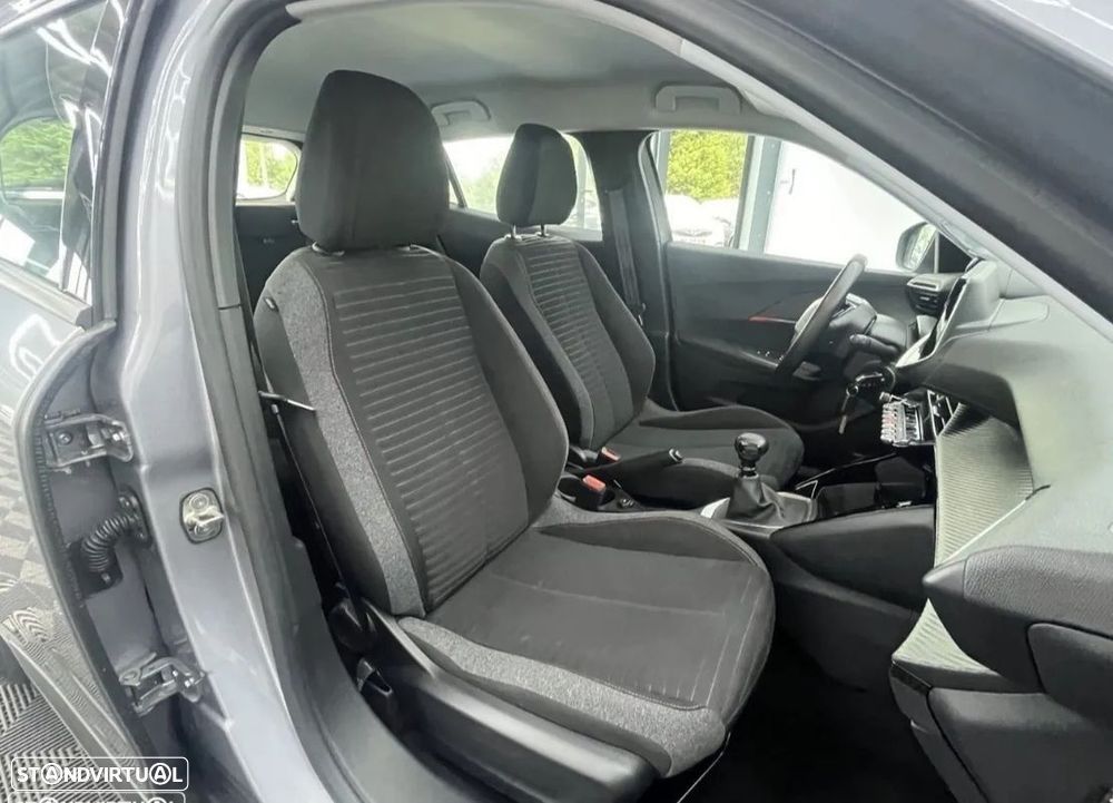 Peugeot 2008 1.2 PureTech Active - 12