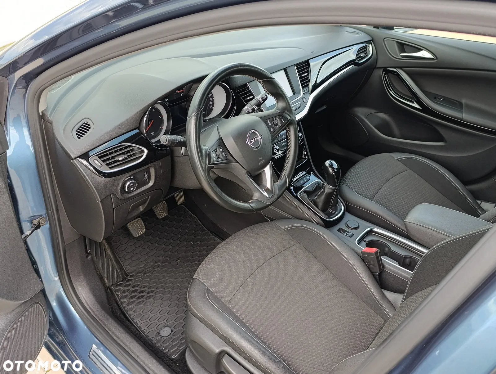 Opel Astra V 1.6 CDTI Dynamic - 5