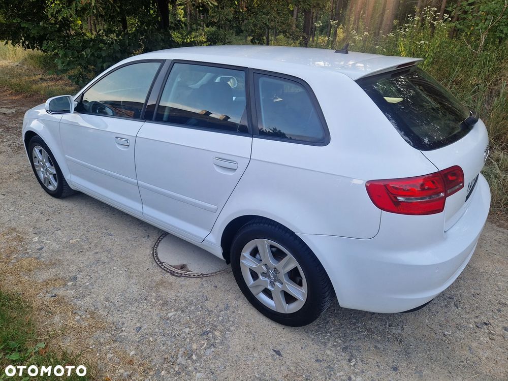 Audi A3 Sportback 2.0 TDI DPF Ambition - 10