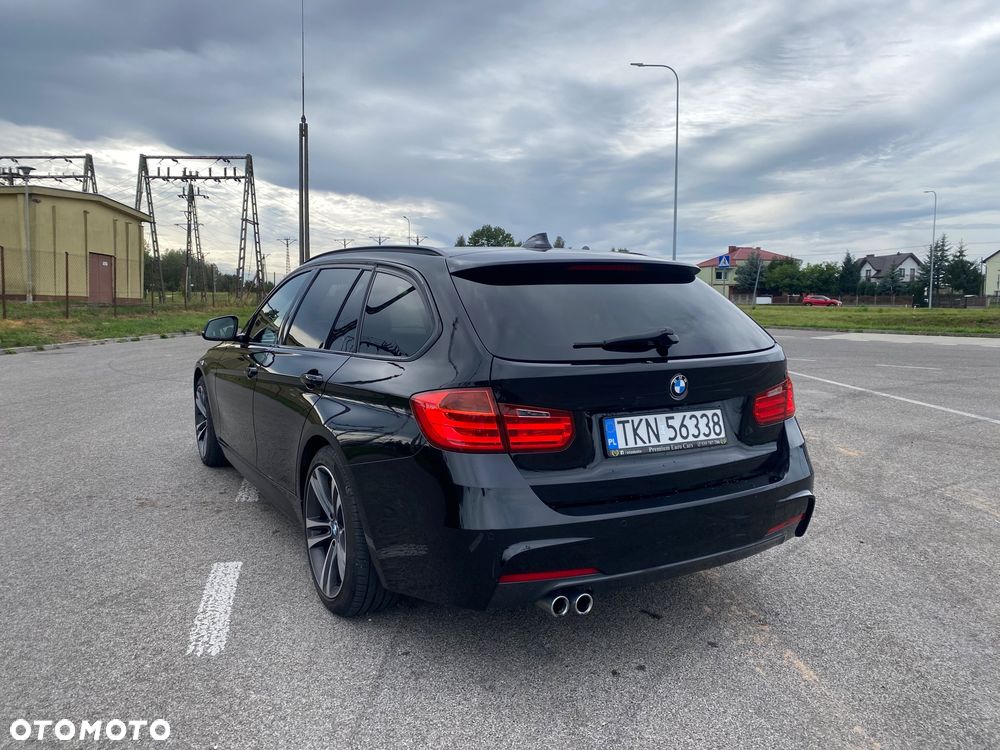 BMW Seria 3 330d xDrive - 3