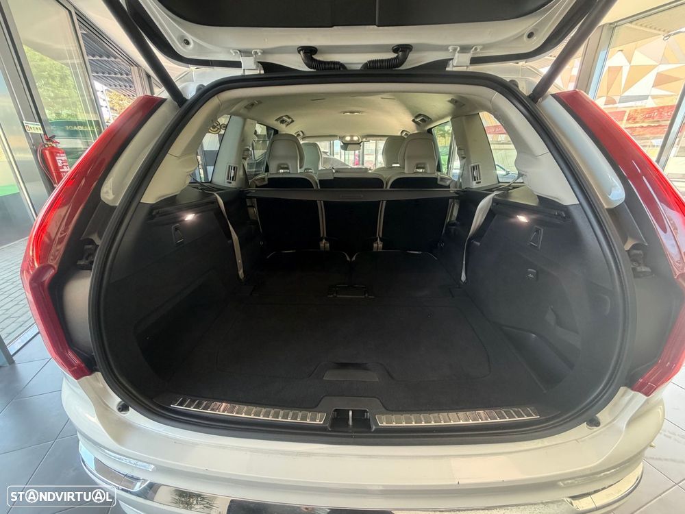 Volvo XC 90 - 13