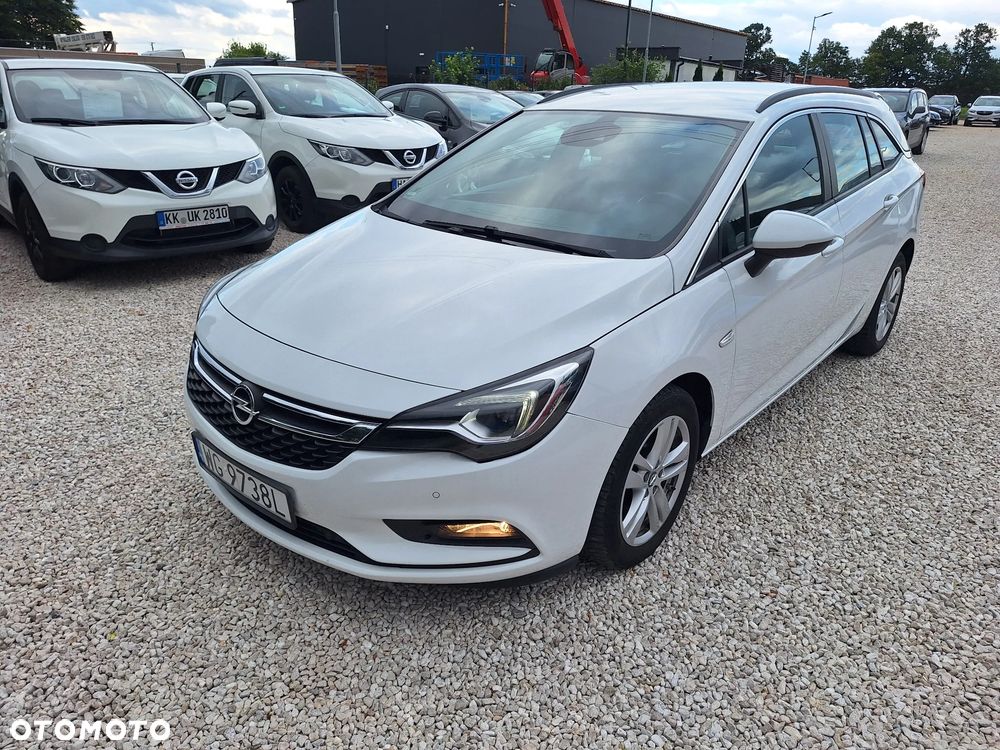 Opel Astra - 2