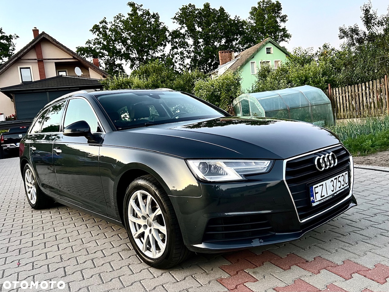 Audi A4 2.0 TDI Design S tronic - 5