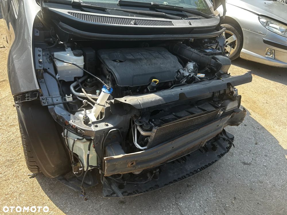 KIA VENGA 1,6CRDI kompresor pompa klimatyzacji - 1