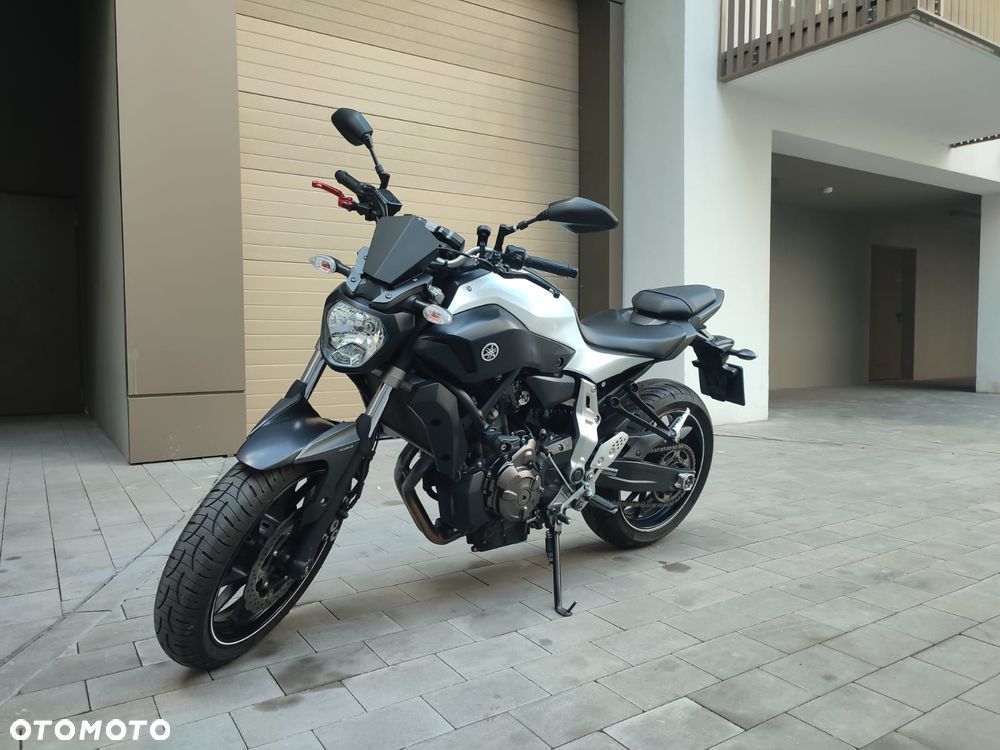 Yamaha MT - 20