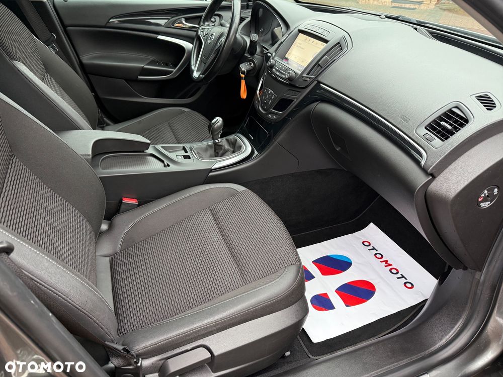 Opel Insignia 1.6 SIDI Turbo ecoFLEX Start/Stop Innovation - 24