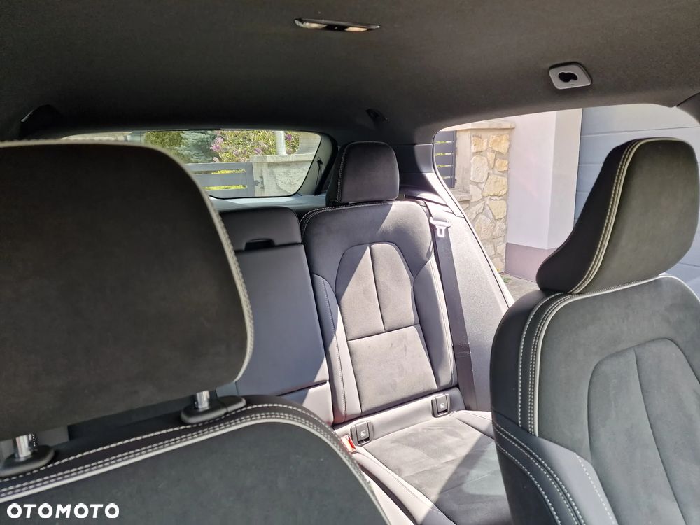 Volvo XC 40 B3 Core - 29