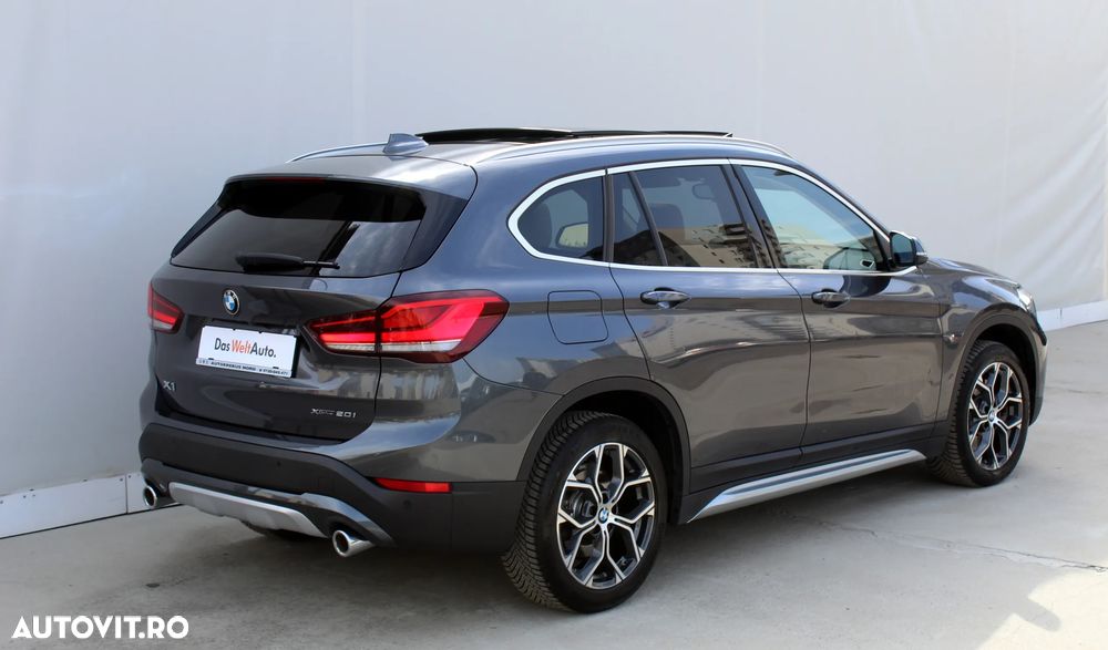 BMW X1 xDrive20i Aut. xLine - 2