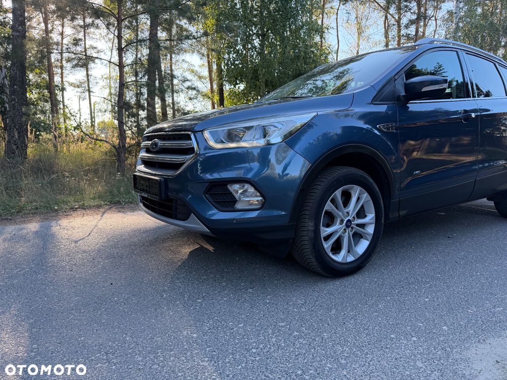 Ford Kuga - 2