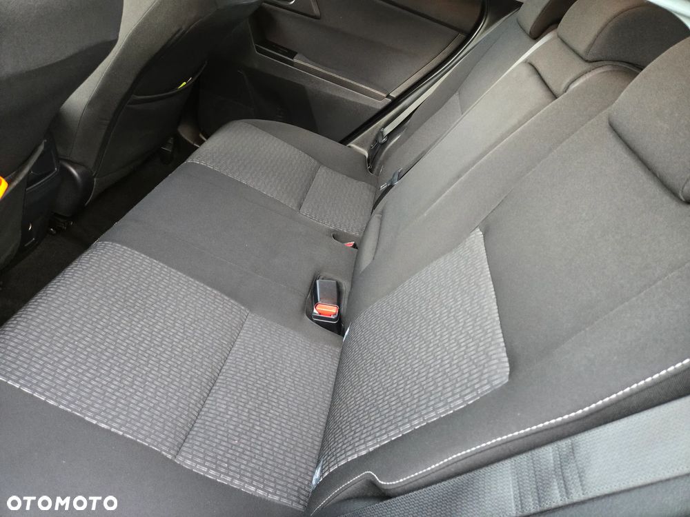 Toyota Auris 1.6 Edition - 12