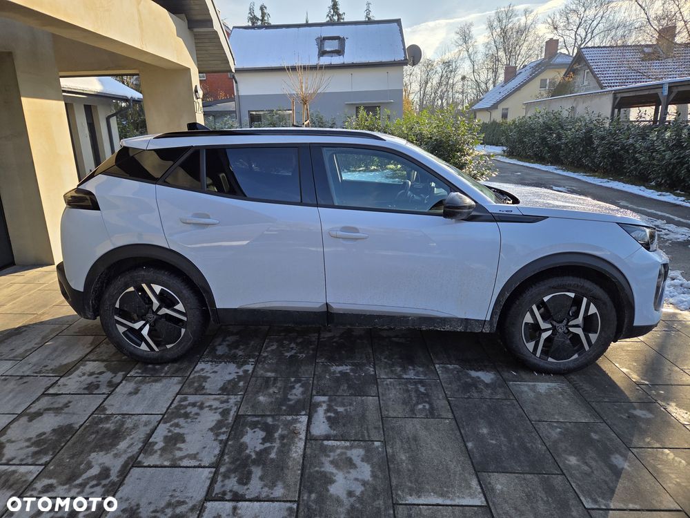 Peugeot 2008 1.2 Pure Tech GPF Allure S&S EAT6 - 4
