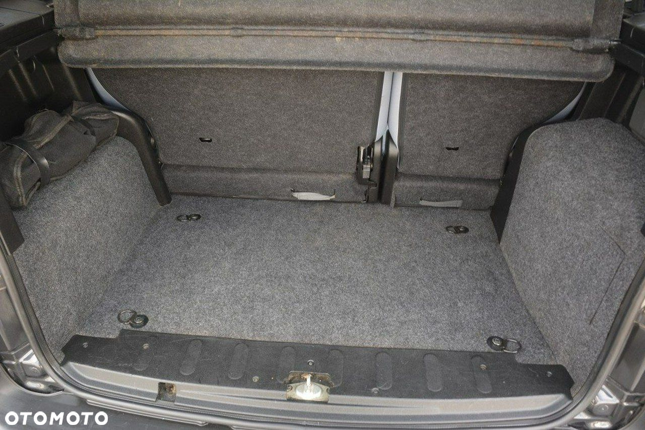 Peugeot Bipper Tepee HDi 75 Outdoor - 32