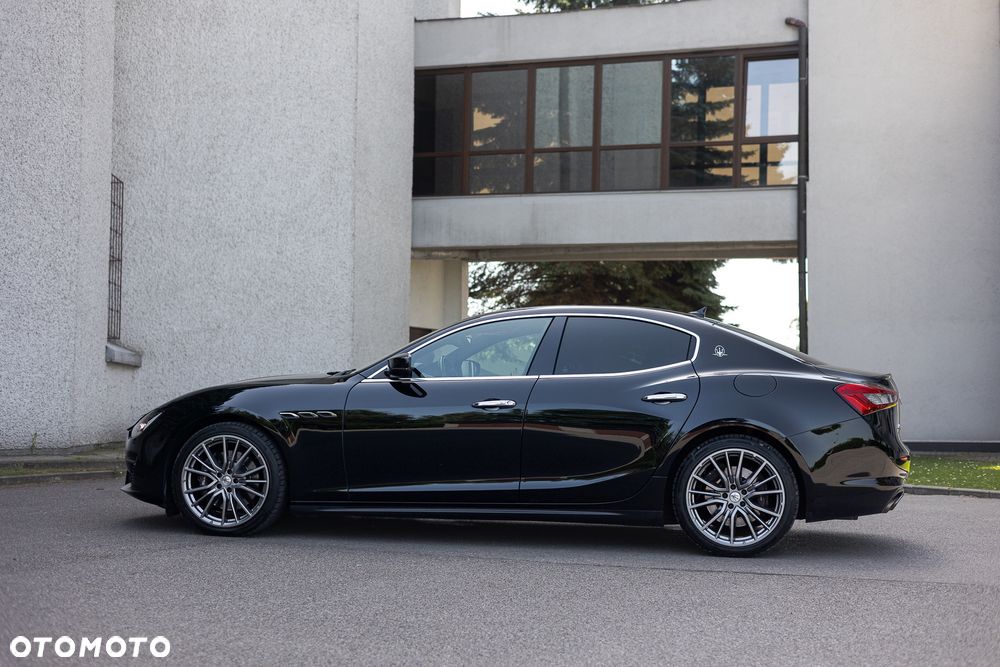 Maserati Ghibli S Q4 Granlusso - 4