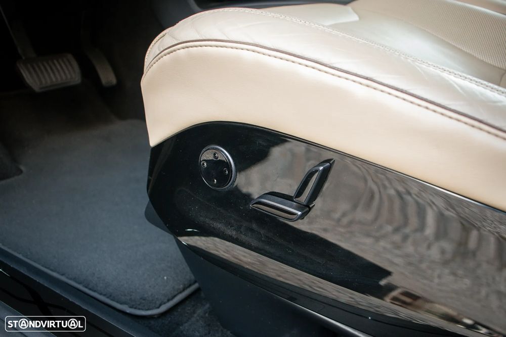 Tesla Model X 90D - 9