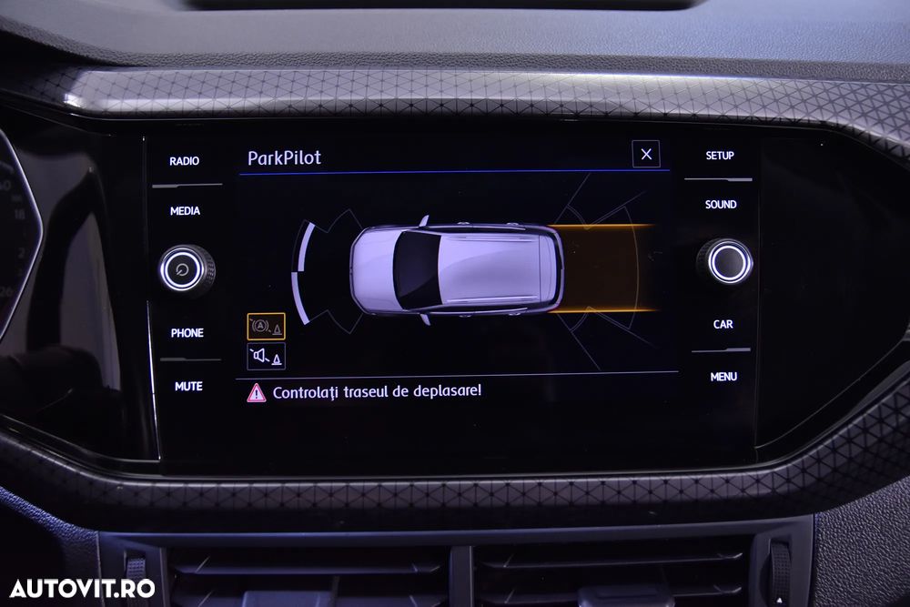 Volkswagen T-Cross - 18