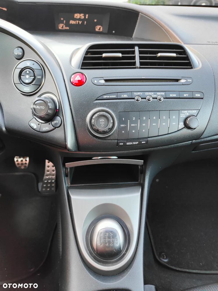 Honda Civic 1.4 i-VTEC Type S - 22
