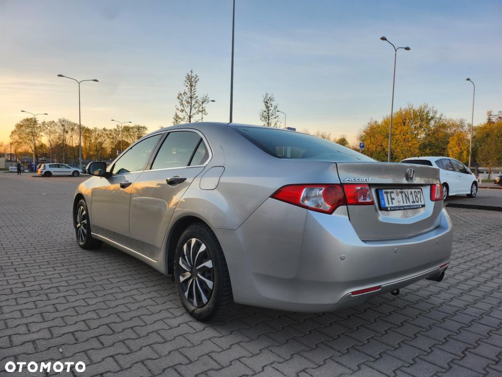 Honda Accord 2.0 Elegance Advantage - 8