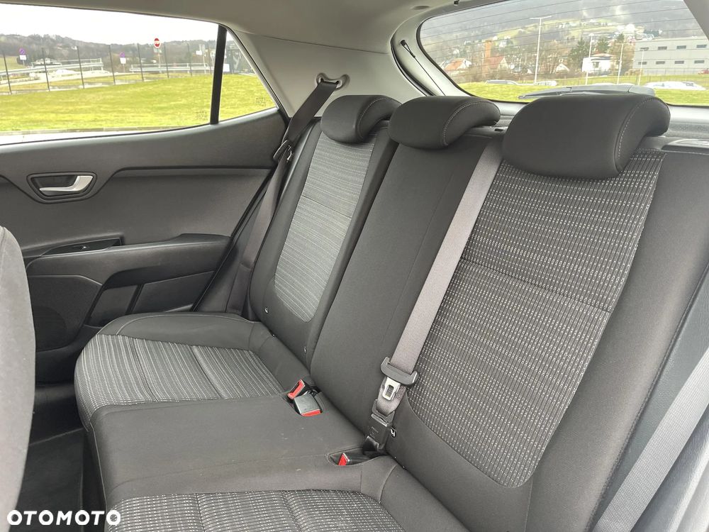 Kia Stonic 1.4 L - 16